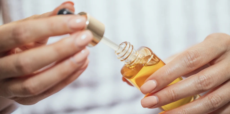 Elak Guna Produk Bersama: Kombinasi Bahaya Skincare